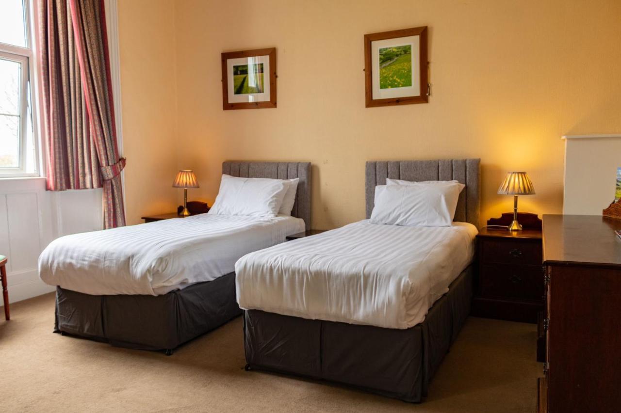 The Buck Hotel Рийт Екстериор снимка