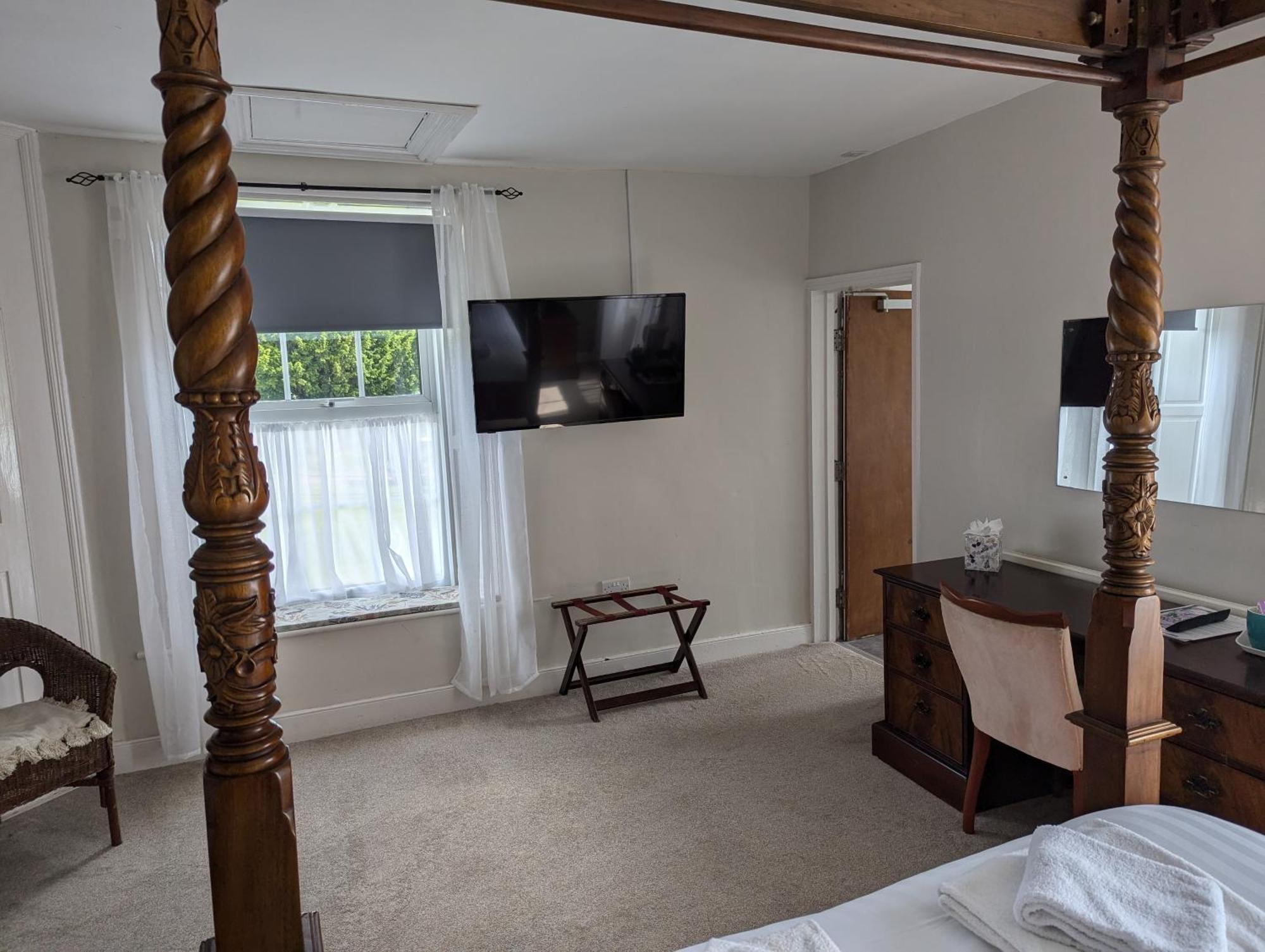 The Buck Hotel Рийт Екстериор снимка