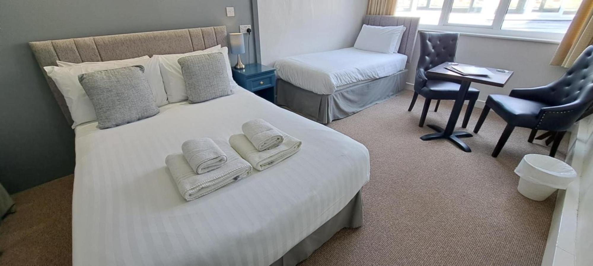 The Buck Hotel Рийт Екстериор снимка